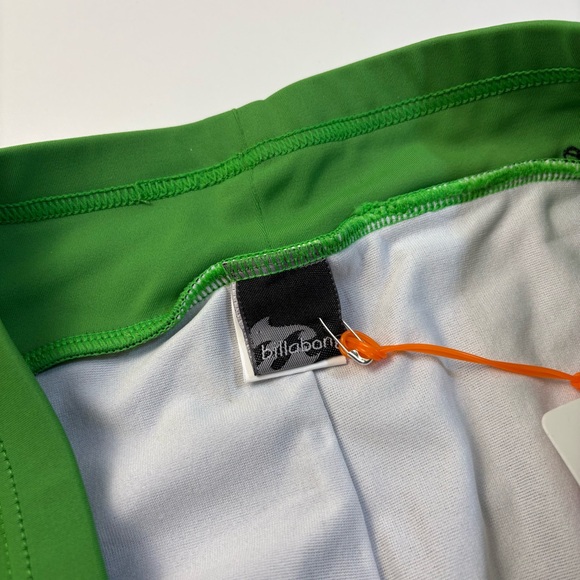 NWT Billabong Black & Green Bikini Bottoms Size M Low Rise Surf Swim shorts 💚 - Picture 3 of 9